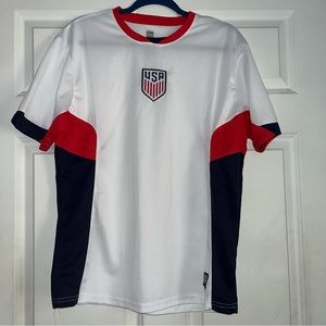 NWOT USA Men’s Soccer Jersey Red White and Blue